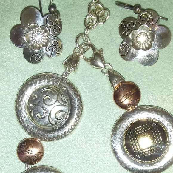 Brighton Jewelry - @youngforever649 Flower Earrings